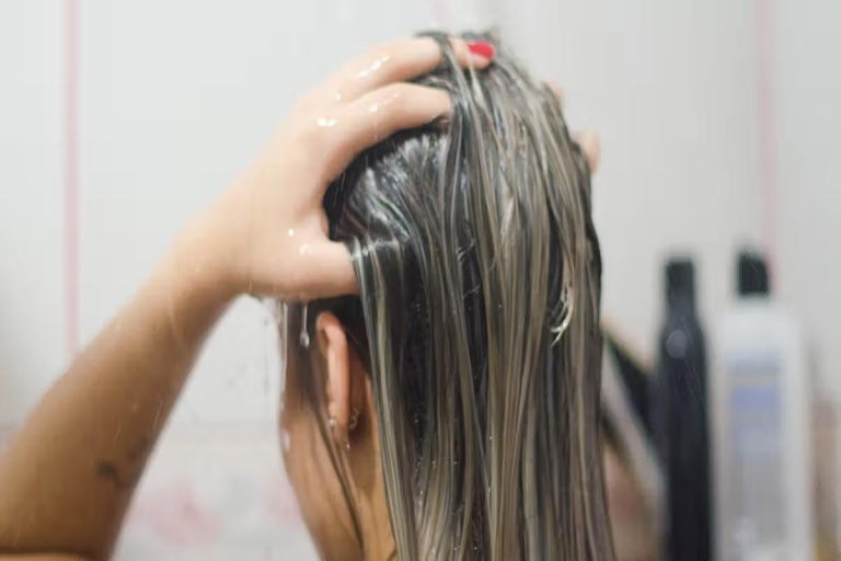 All You Need To Know About Hair Mask – How To Use It